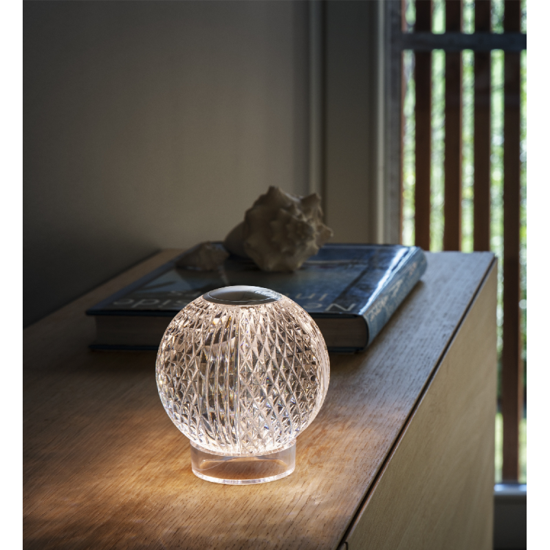 piccola lampada a sfera ricaricabile diamnd tl1 ideallux